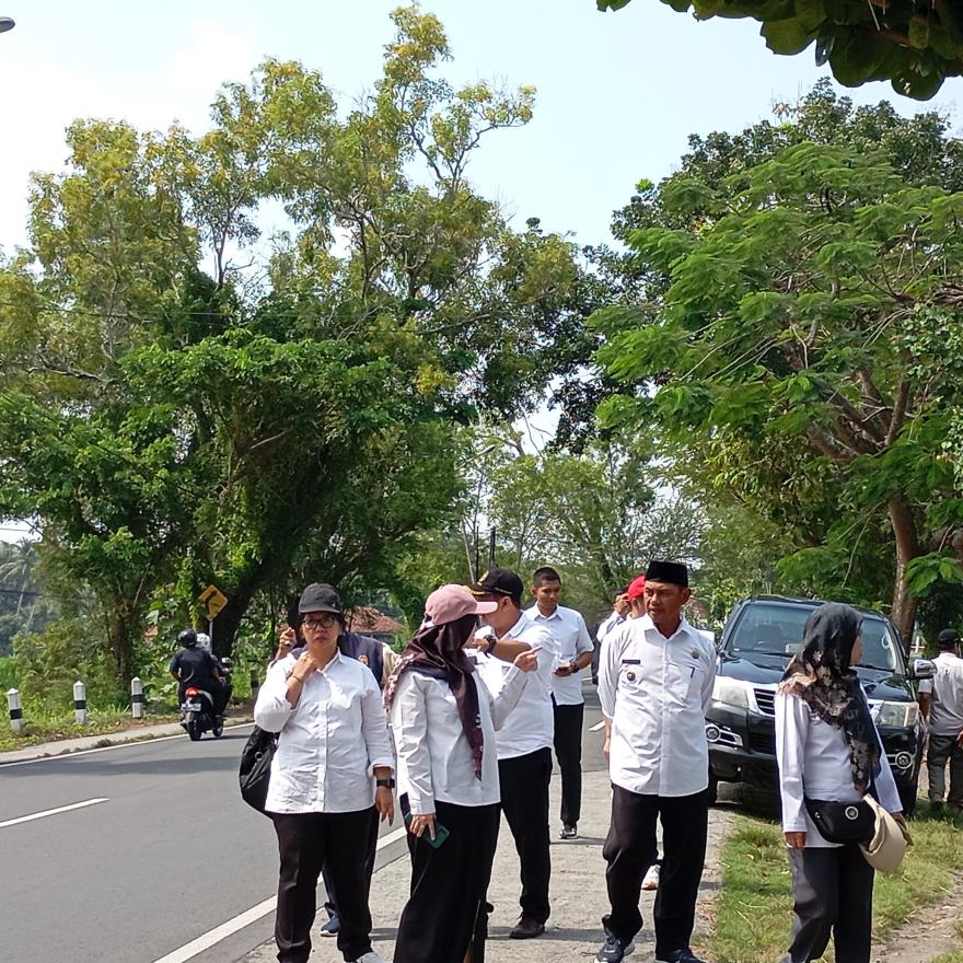 KOORDINASI DAN TINJAU LOKASI PENGAWASAN TANAH KALURAHAN TAYUBAN